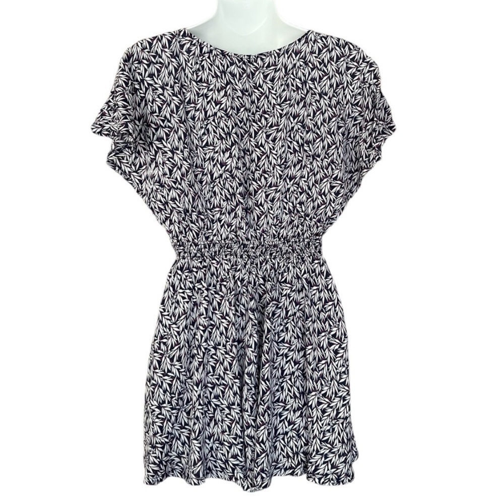 Lulus Dondi Leaf Print Romper Navy White Pink Tie Front S - Picture 6 of 14